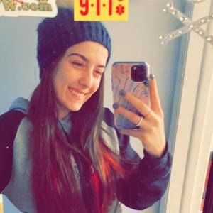 Meet your Posher, Julia